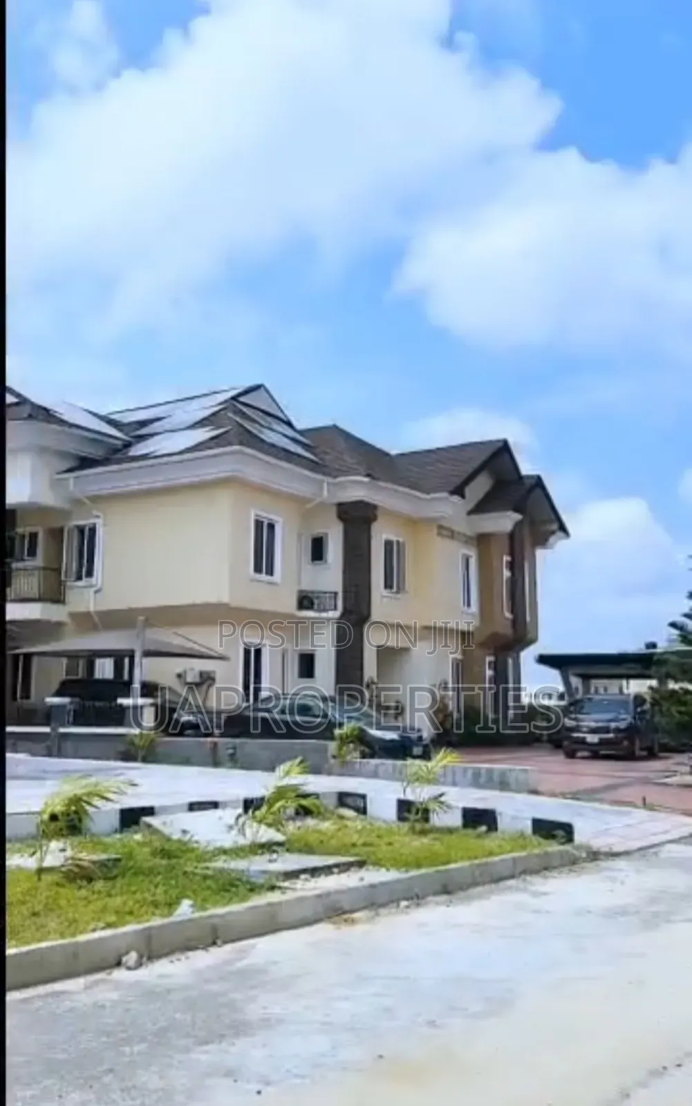 Furnished 4bdrm Duplex in Chevron for sale in Chevron