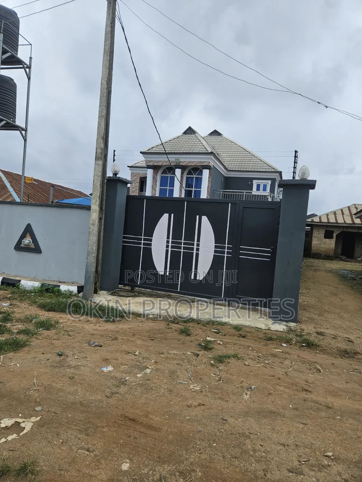 Furnished 5bdrm Duplex in Fountain University for sale in Osogbo