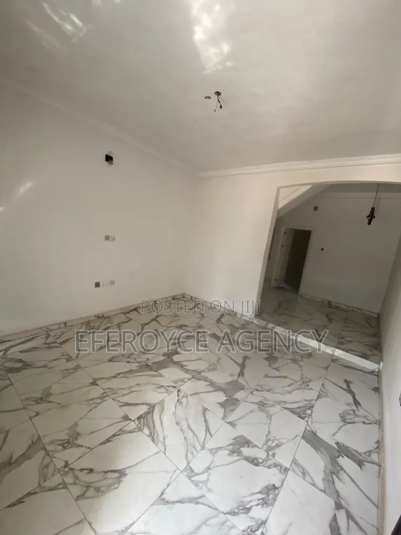 2bdrm Duplex in Gra, Benin City for rent in Benin City