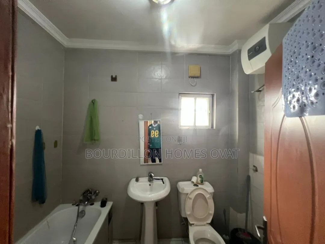 3bdrm Apartment in Oniru Victoria for sale in Victoria Island Extension