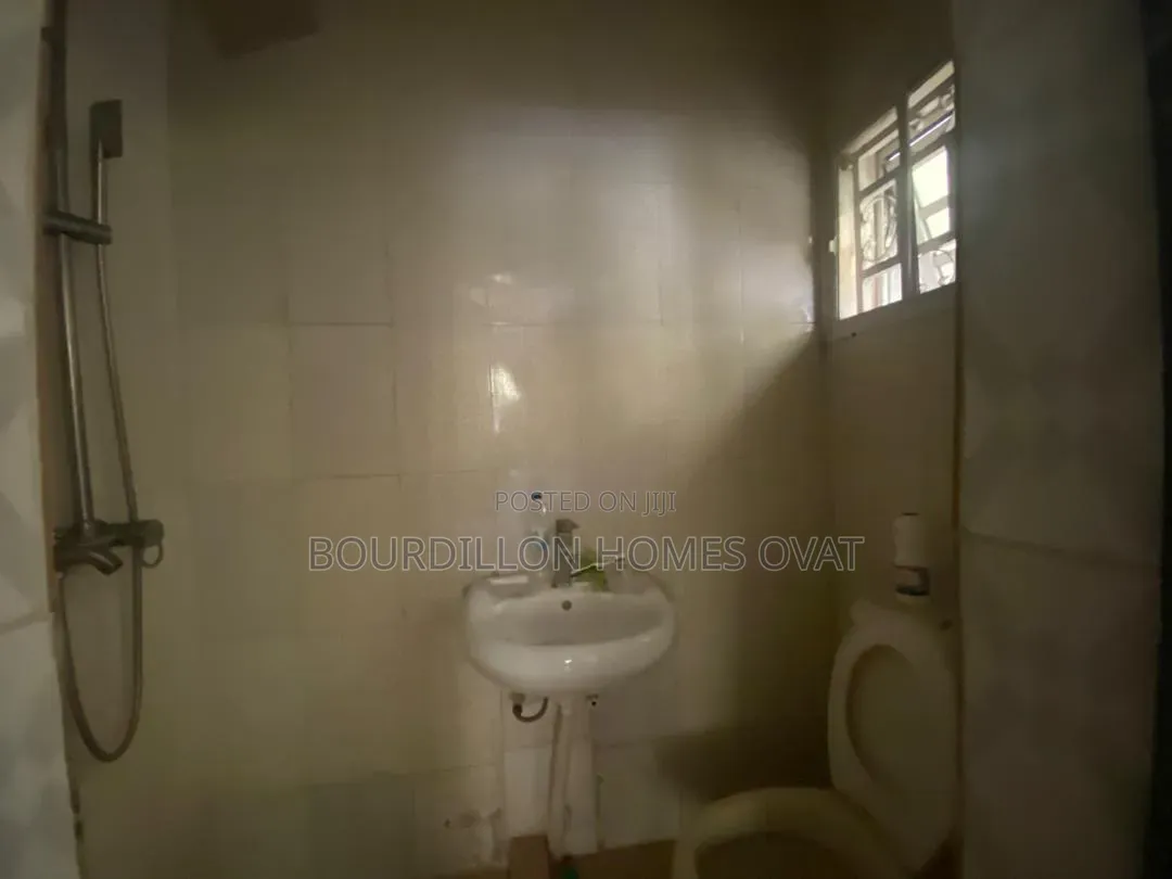 2bdrm Apartment in Osapa London Lekki for rent in Osapa london
