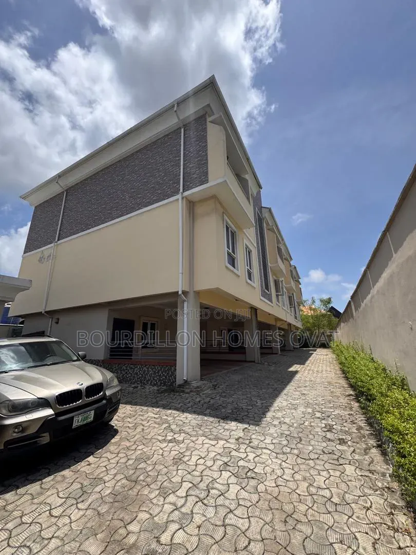 4bdrm Apartment in Osapa London Lekki for rent in Osapa london