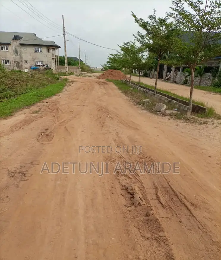 300sqm Land at Ivory Garden Estate Magboro – ₦5.5M Distress Sale in Obafemi-Owode