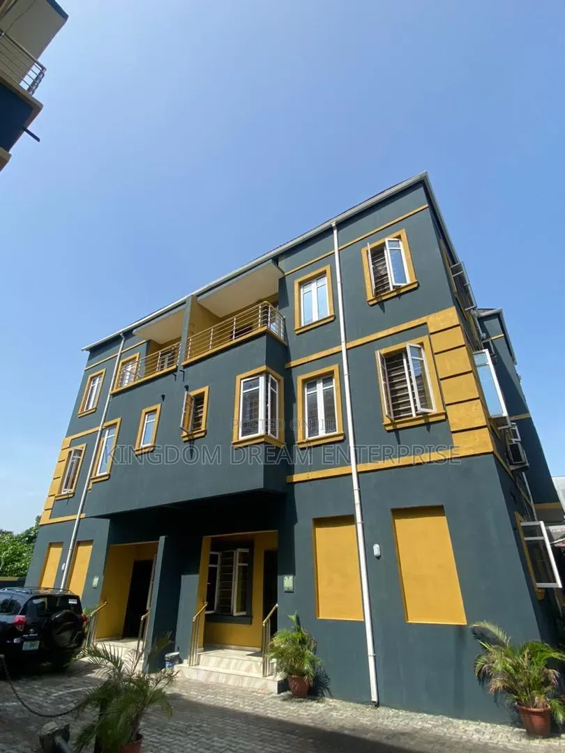 Furnished 9bdrm Duplex in Chevron Drive Lekki for sale in Chevron