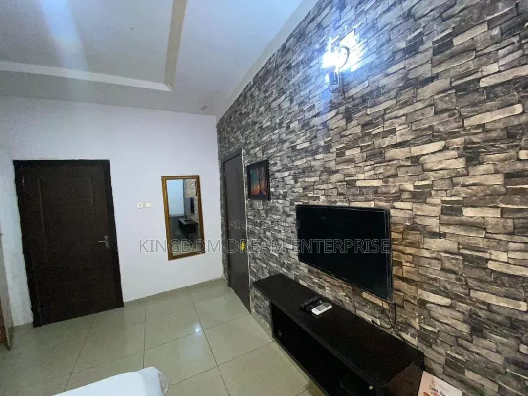 Furnished 9bdrm Duplex in Chevron Drive Lekki for sale in Chevron