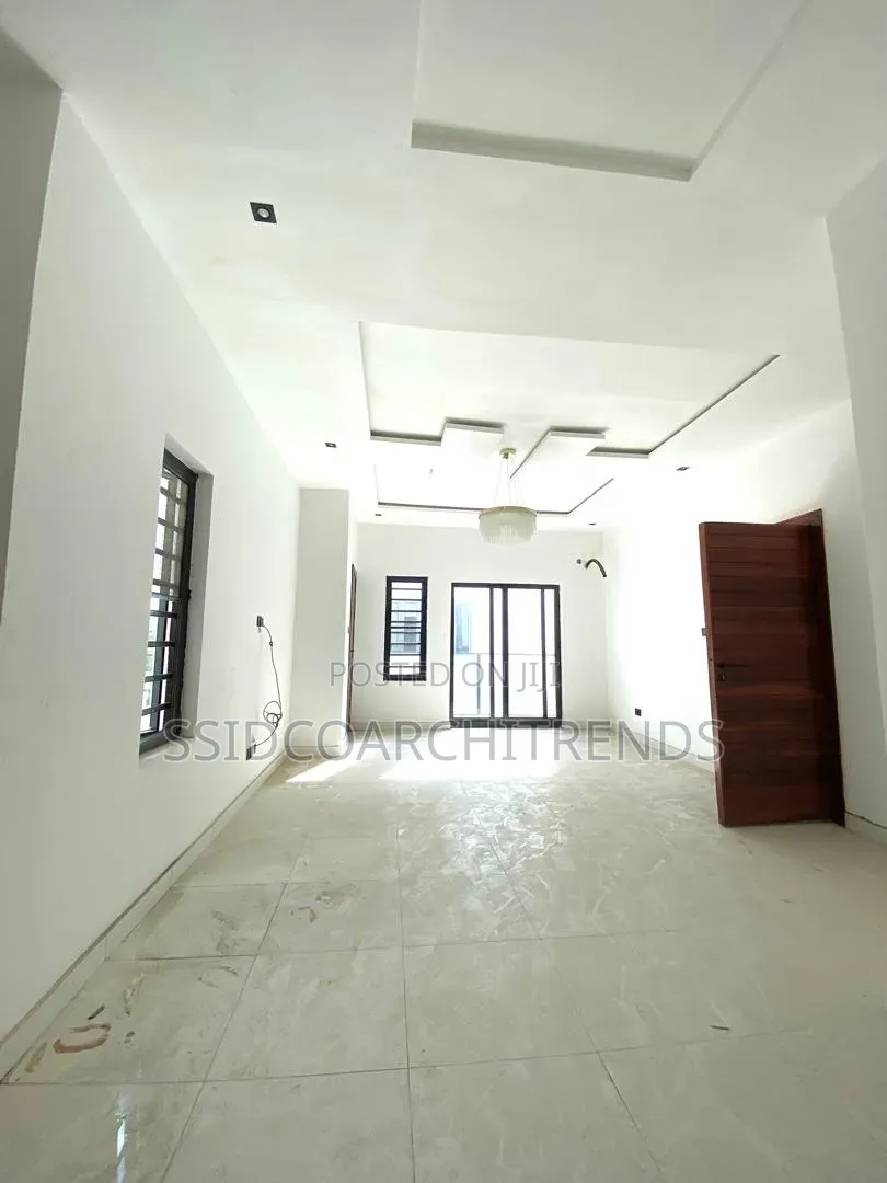 2bdrm Apartment in Call To Access, Ikate for sale in Ikate