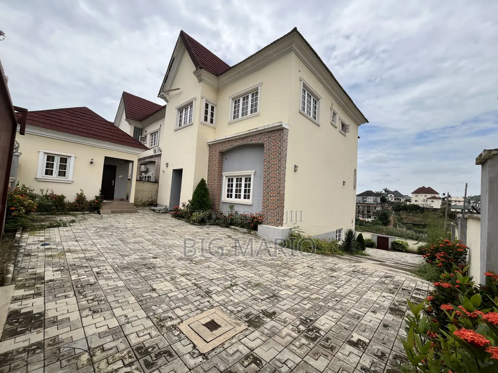 4bdrm Duplex in Guzape Main for rent in Guzape District