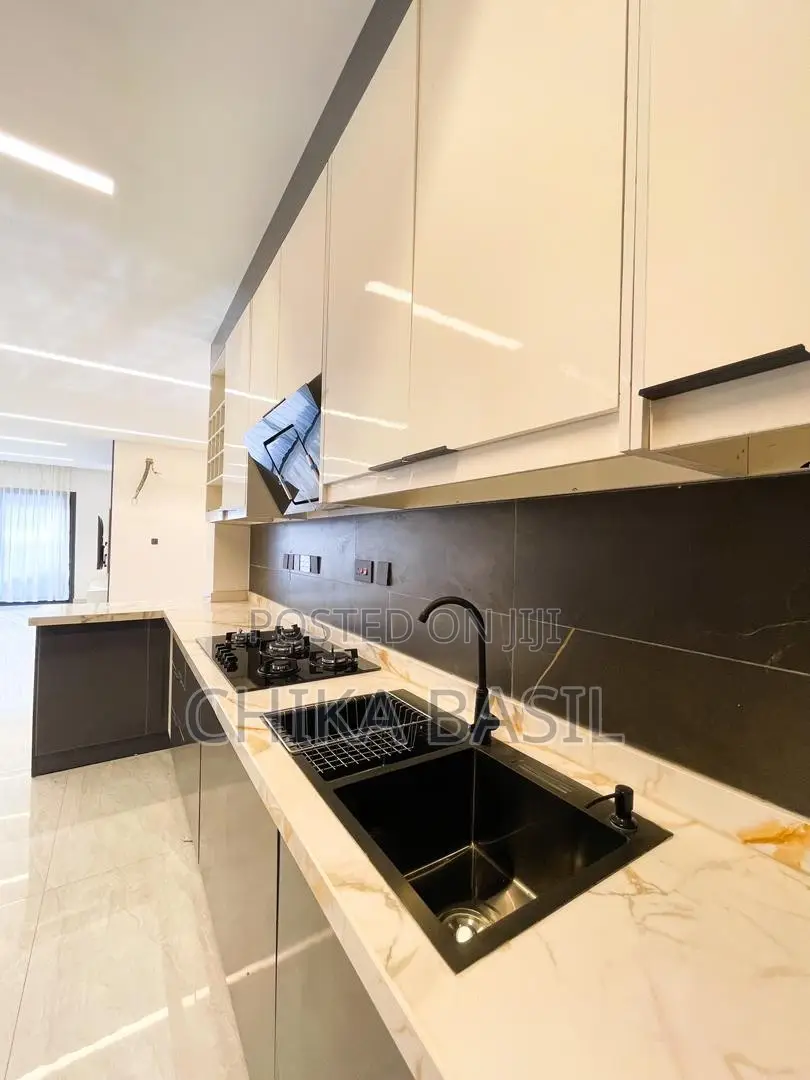 3bdrm Apartment in Ikate for sale in Ikate