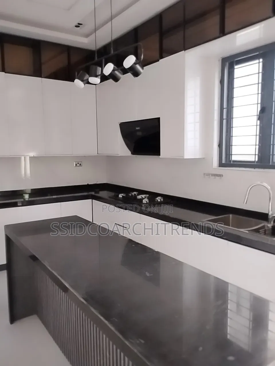 5bdrm Duplex in Call To Access, Ikate for sale in Ikate