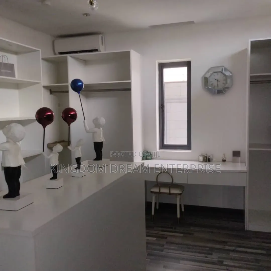 Furnished 5bdrm House in Banana Island Ikoyi for sale in Banana Island