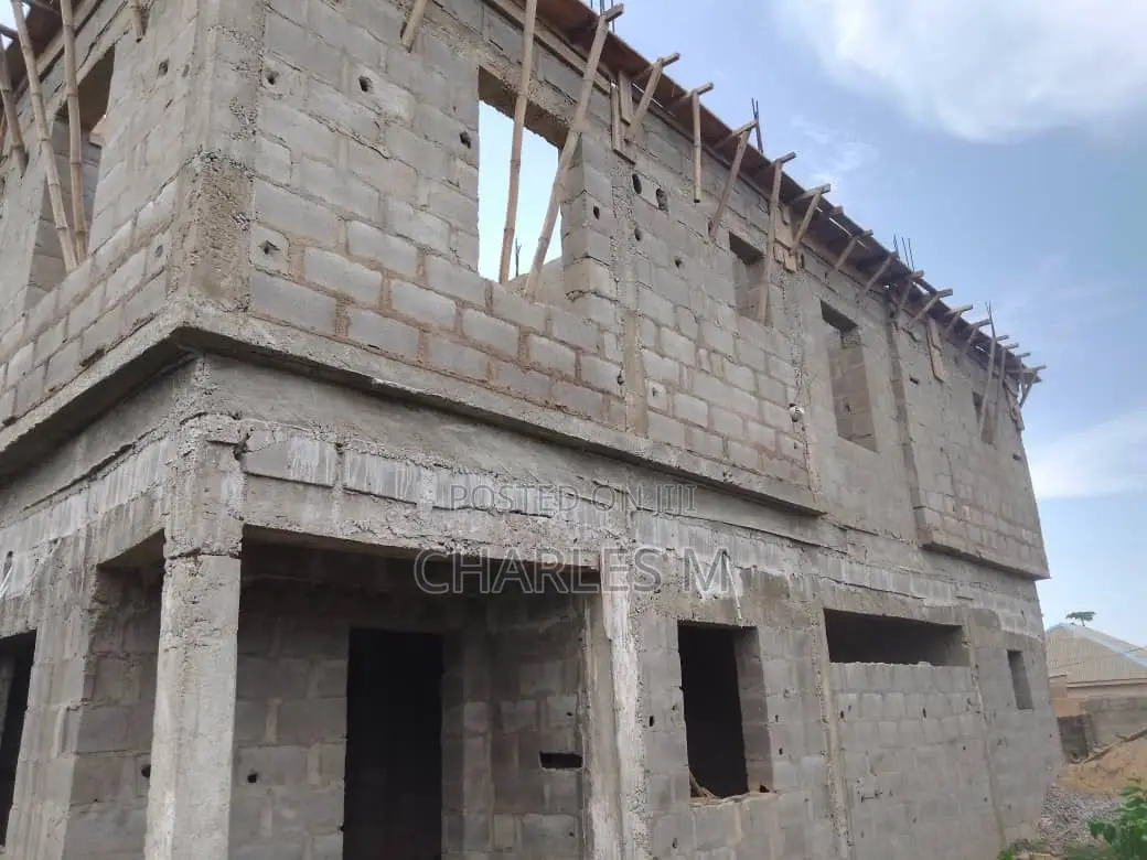 4bdrm Duplex in Obasanjo Farm/Ijagba, Ado-Odo/Ota for sale in Ado-Odo/Ota
