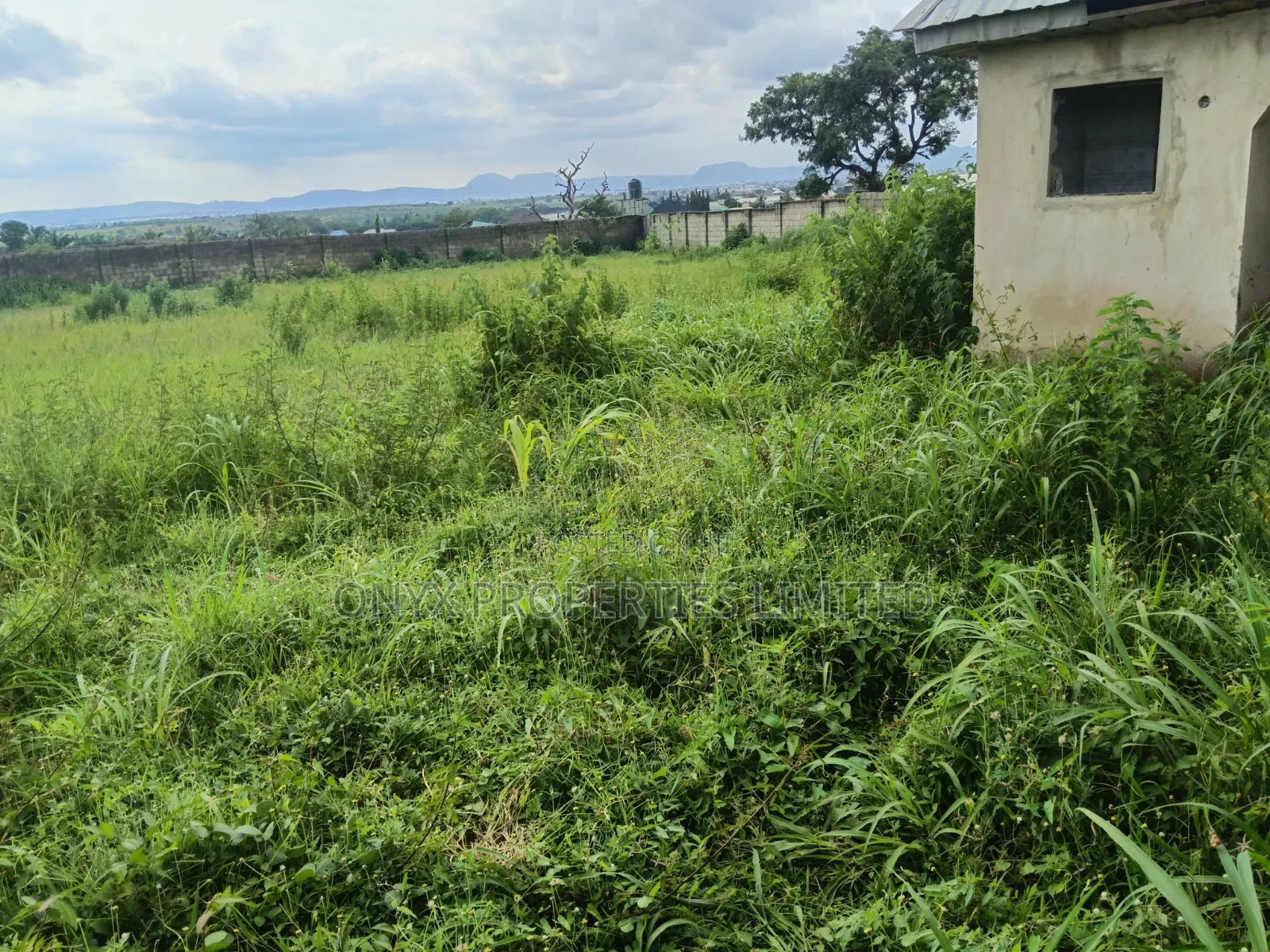 Land for Sell for Commercial Purposes in Karu-Nasarawa