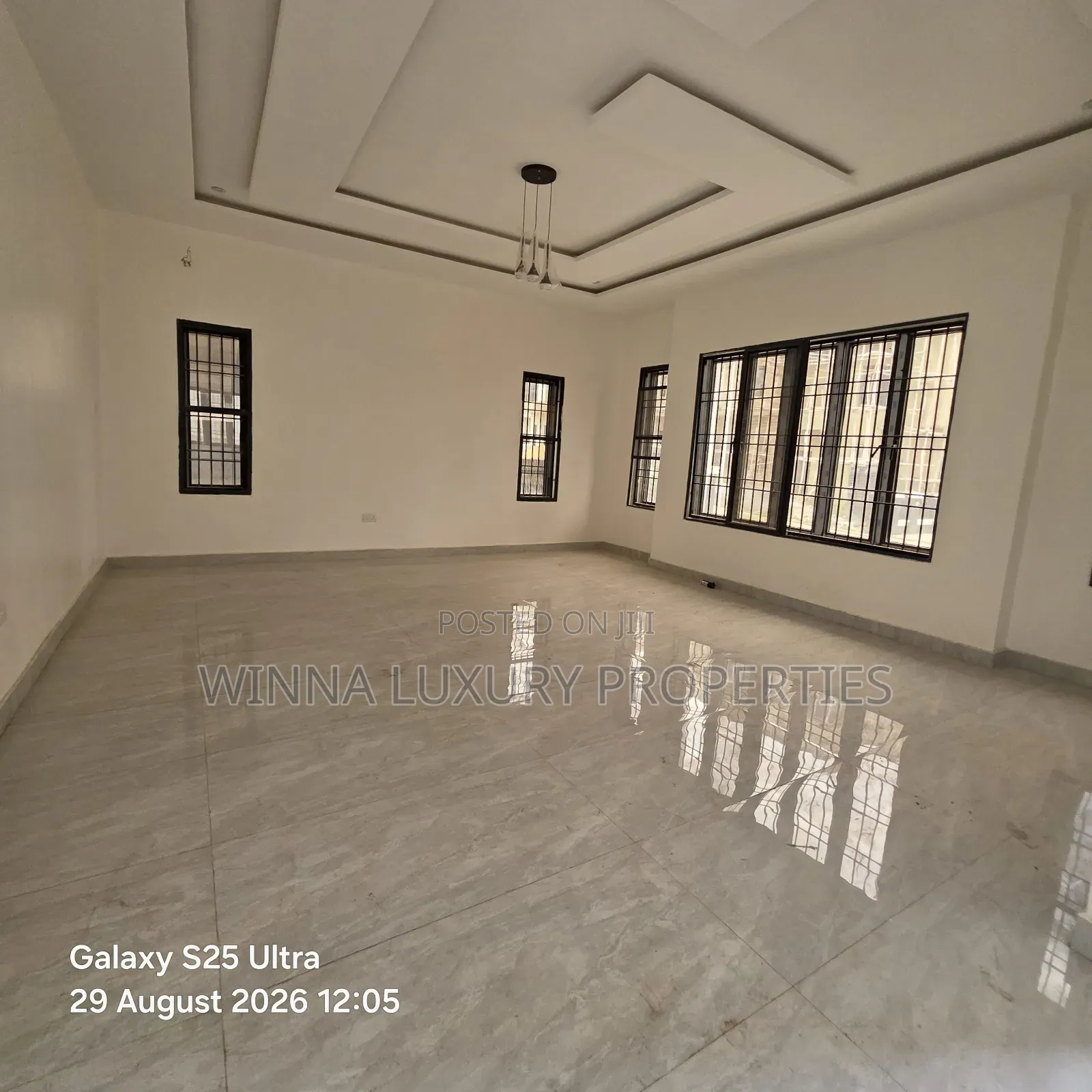 6bdrm Duplex in Nut Opposite River, Lugbe District for sale in Lugbe District