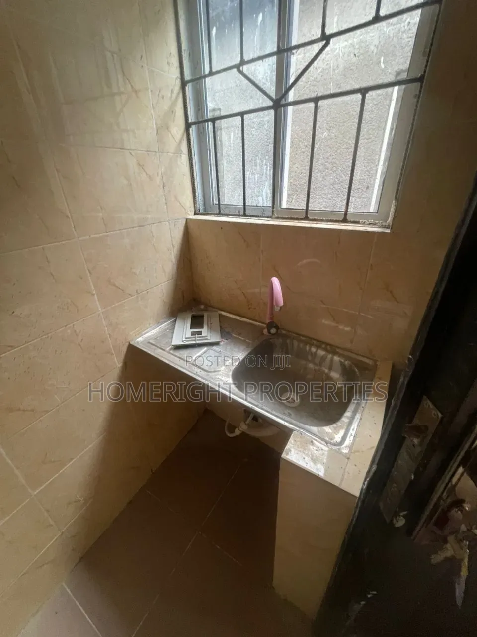 1bdrm Apartment in Akesan for rent in Akesan