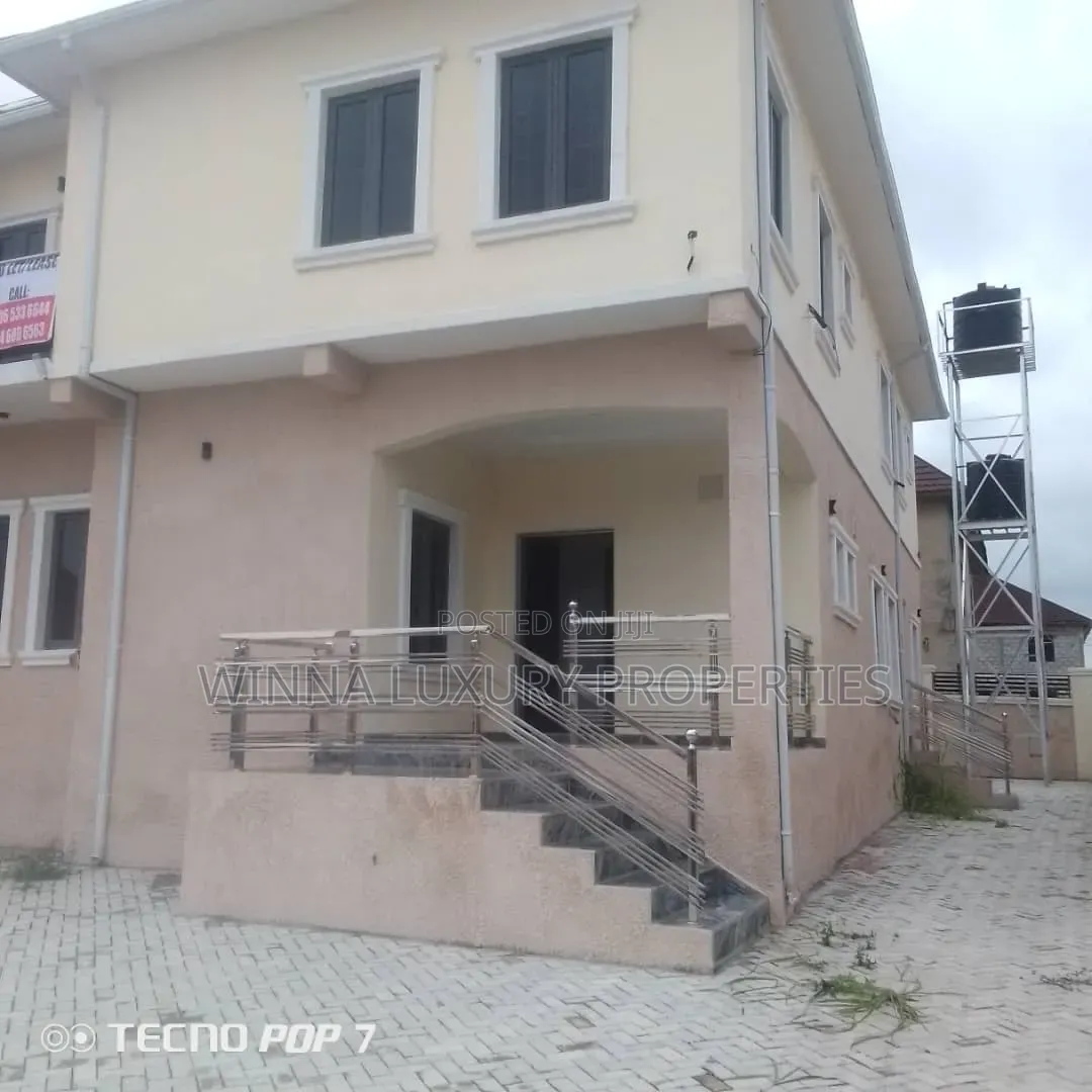 4bdrm Duplex in River Park Estate, Lugbe District for rent in Lugbe District