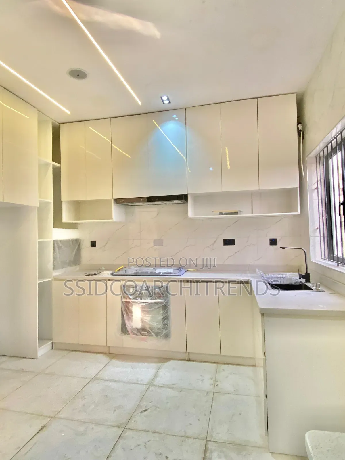 4bdrm Duplex in Call To Access, Ikate for rent in Ikate