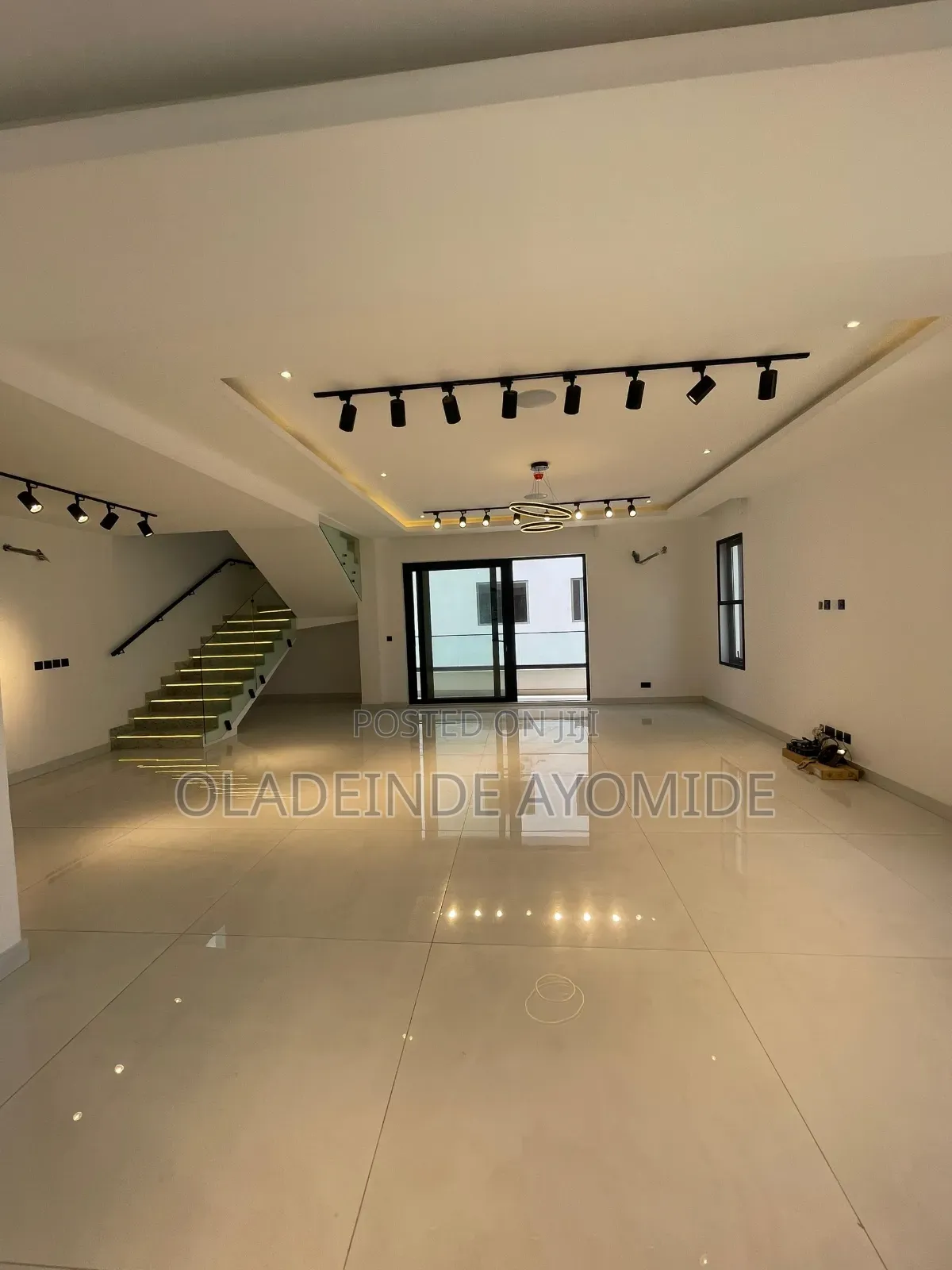 4bdrm Maisonette in Banana Island for sale in Banana Island