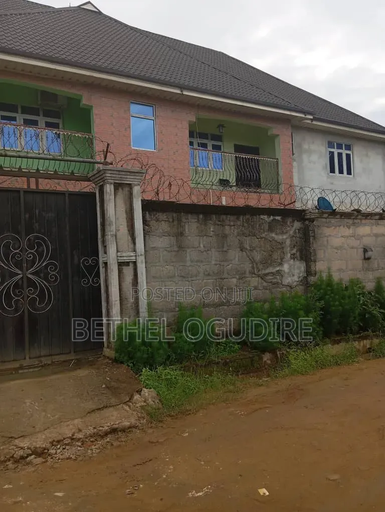12bdrm House in Port-Harcourt for sale in Port-Harcourt