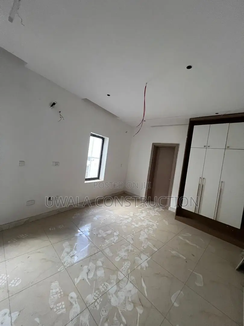 10bdrm Duplex in Asokoro for rent in Asokoro