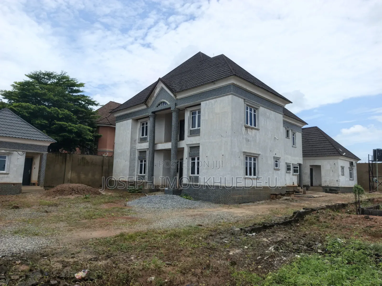 5bdrm Duplex in Bamsufic, Lokogoma for sale in Lokogoma