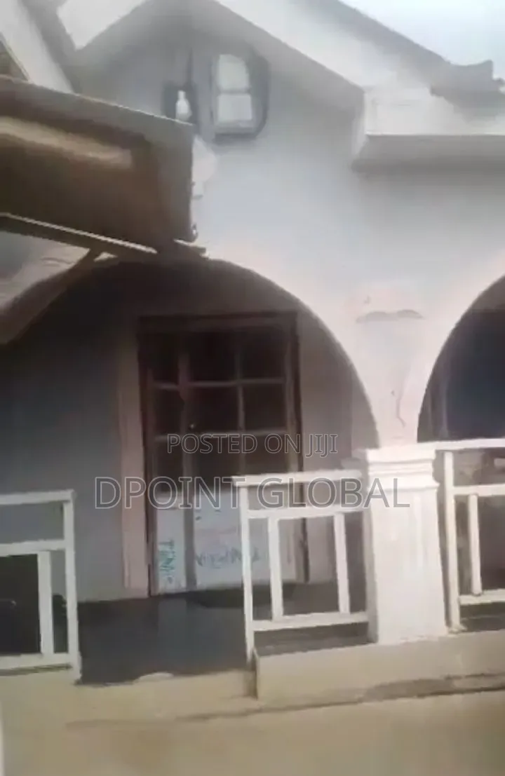 2bdrm Bungalow in Not Estate, Ayobo for sale in Ayobo