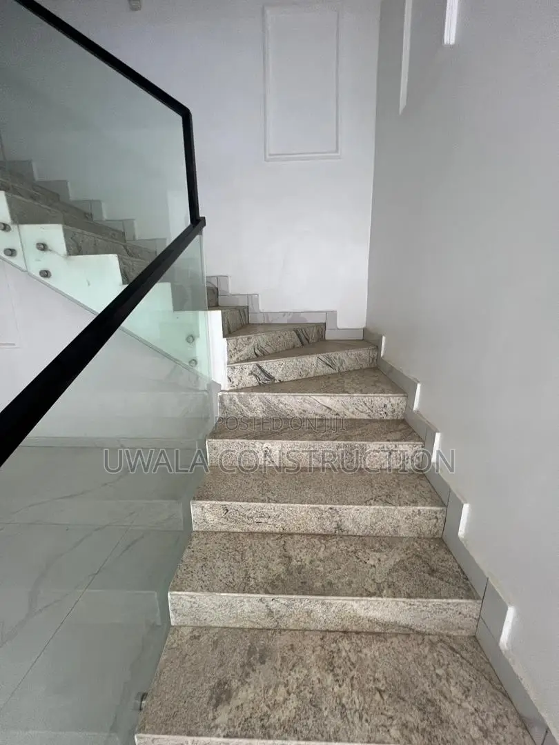 4bdrm Duplex in Guzape District for sale in Guzape District