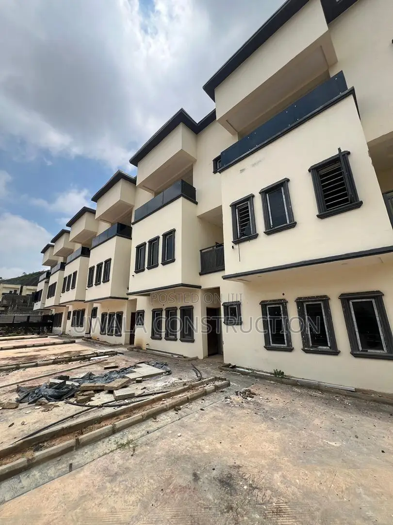 4bdrm Duplex in Katampe (Main) for sale in Katampe (Main)