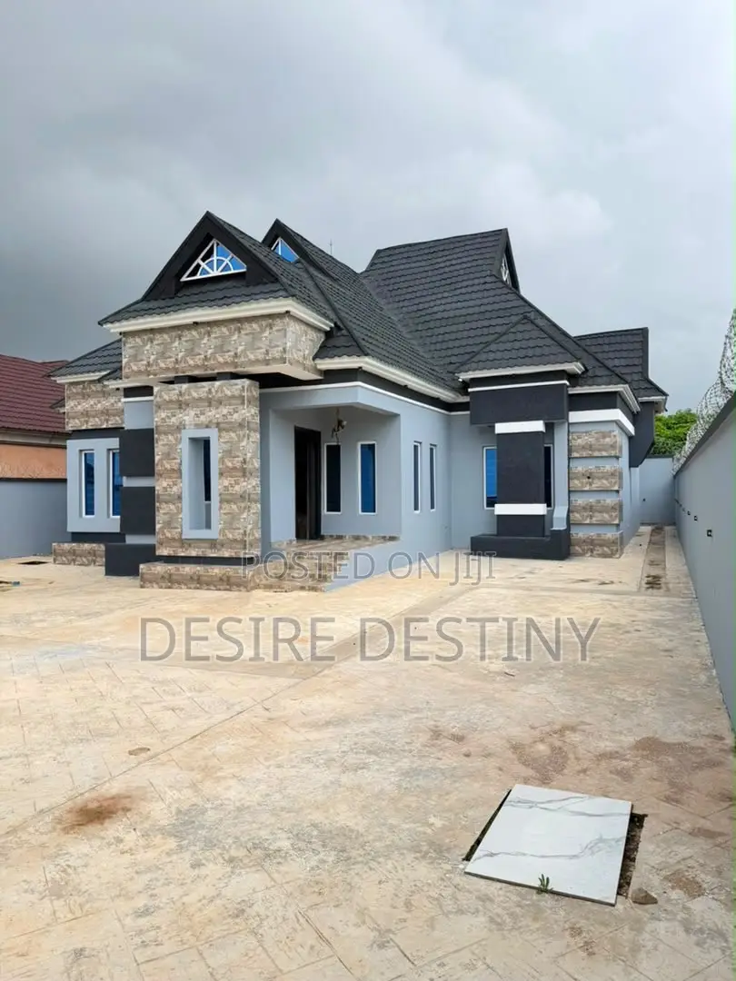 3bdrm Bungalow in Jos for sale in Jos