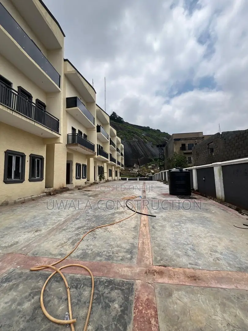 4bdrm Duplex in Katampe (Main) for sale in Katampe (Main)