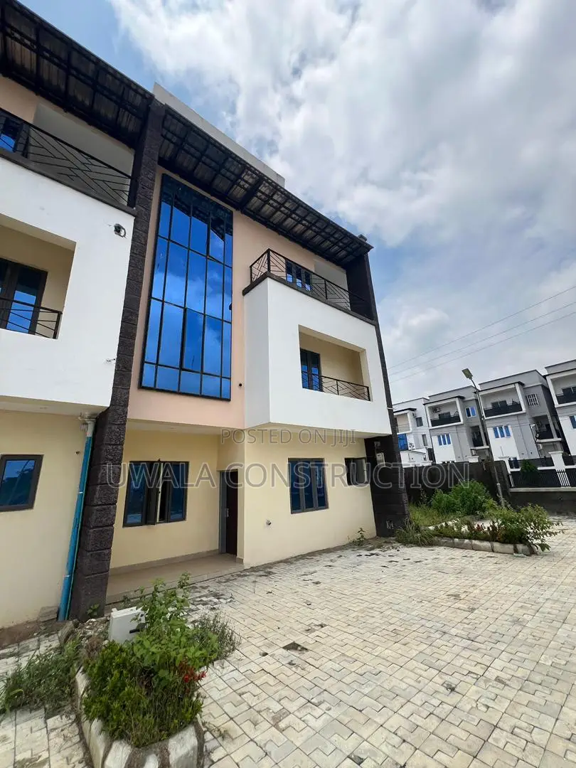4bdrm Duplex in Katampe (Main) for sale in Katampe (Main)