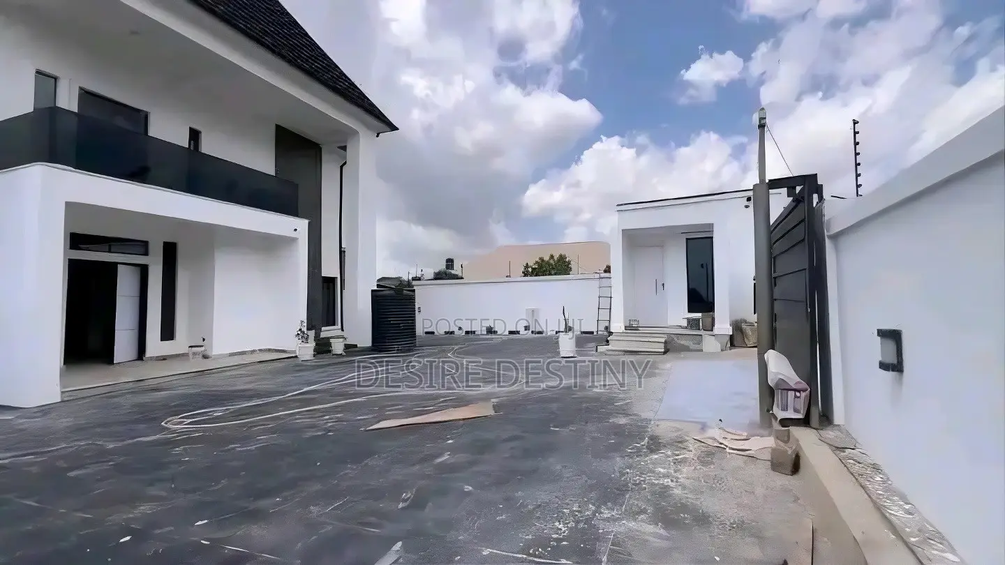 3bdrm Duplex in Jos for sale in Jos