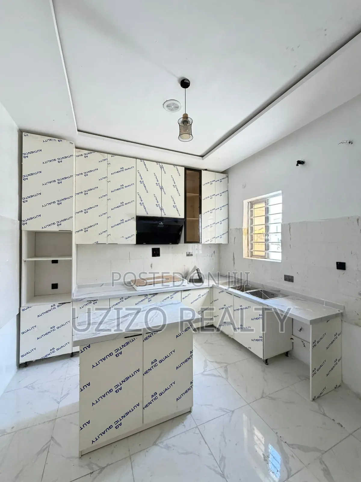 5bdrm House in Ikota for sale in Ikota