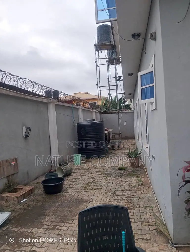 4bdrm Duplex in Magodo Isheri for rent in Magodo Isheri