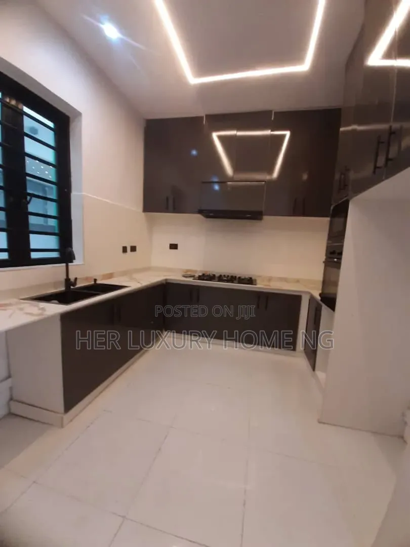 Furnished 4bdrm Duplex in Lekki Palm City 🌴, Ado / Ajah for sale in Ado / Ajah