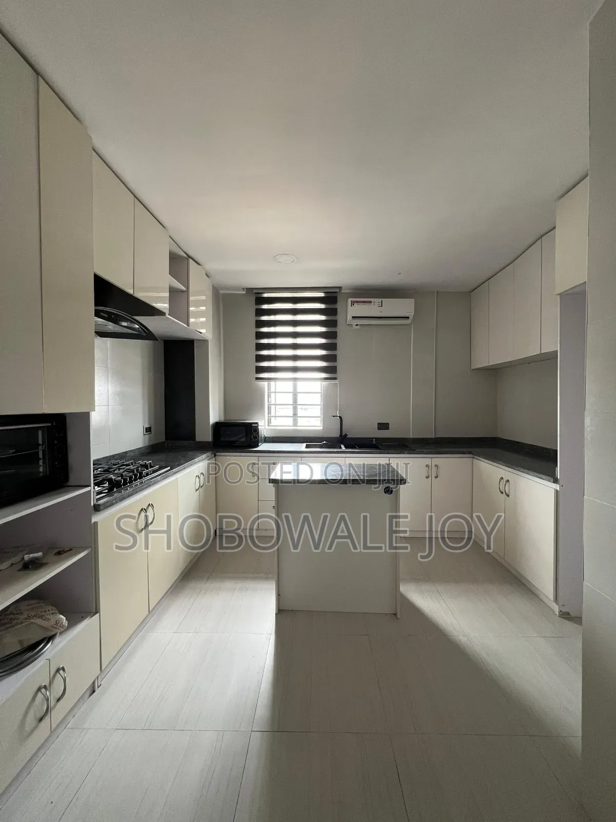 3bdrm Apartment in Ikate . for rent in Ikate