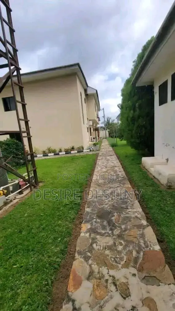 Furnished 4bdrm Duplex in Jos for sale in Jos