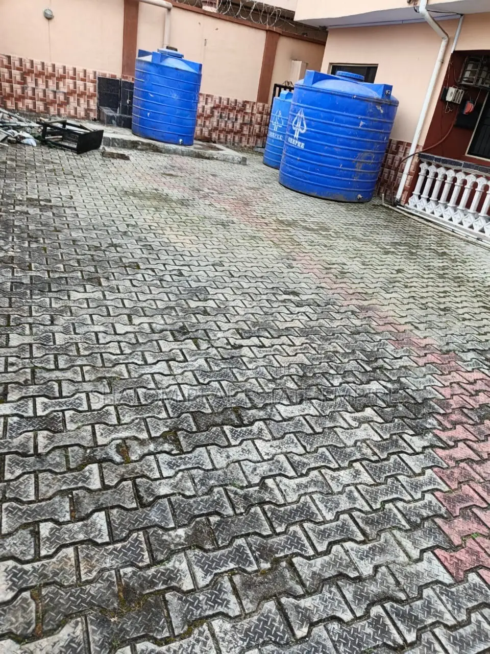3bdrm Block of Flats in Harmony Estate for sale in GRA Phase 1