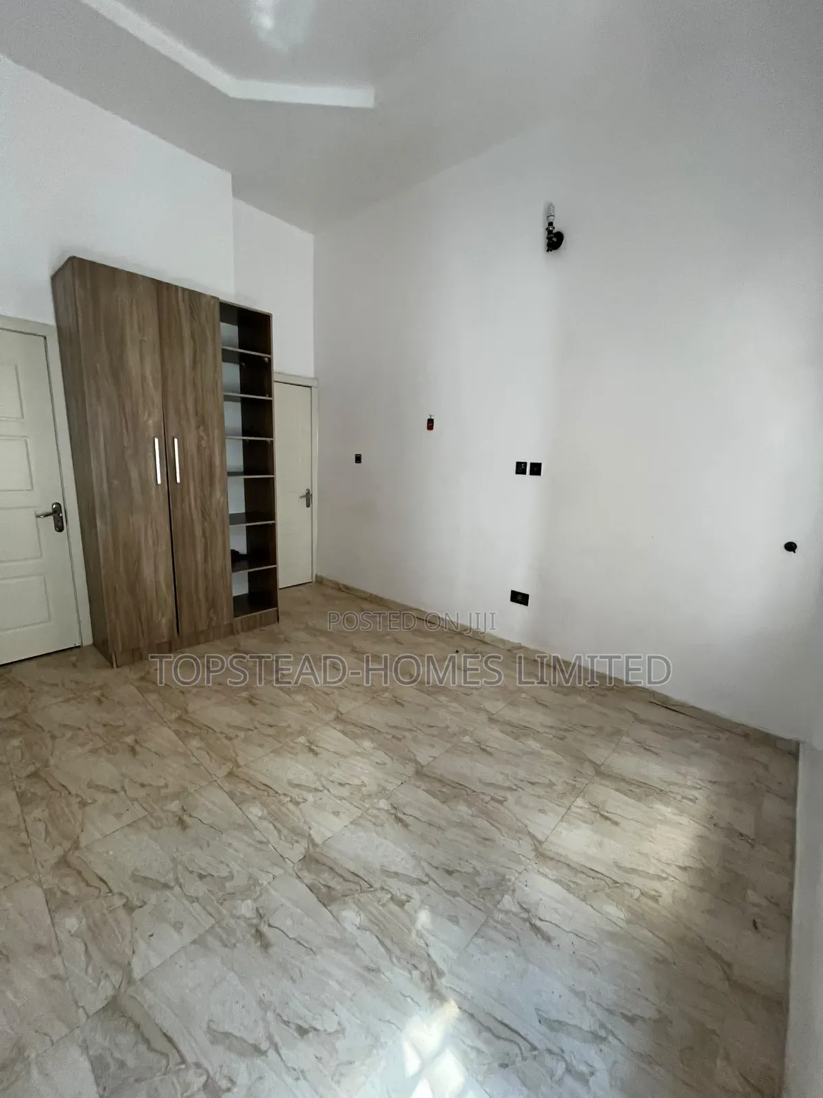 1bdrm Shared Apartment in Chevron Estate for rent in Chevron