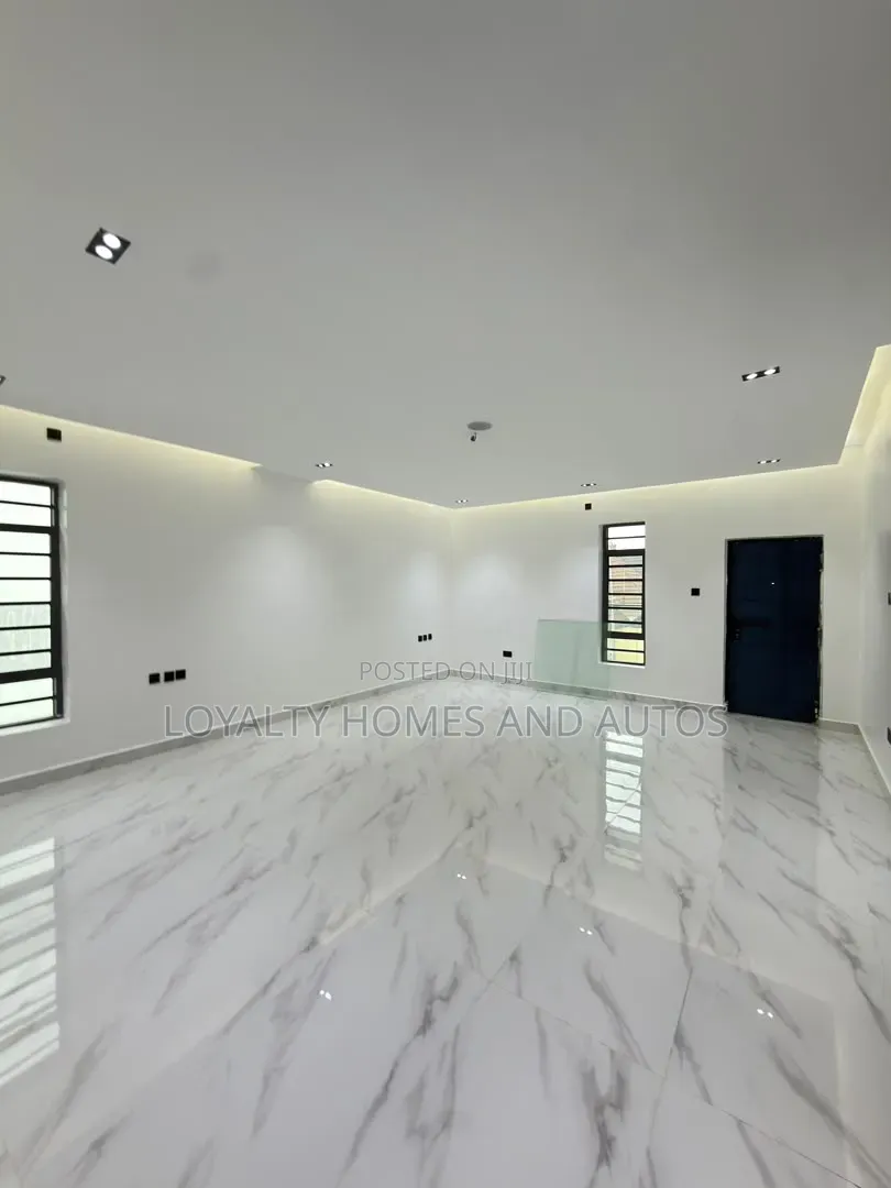 3bdrm House in Banana Island for sale in Banana Island