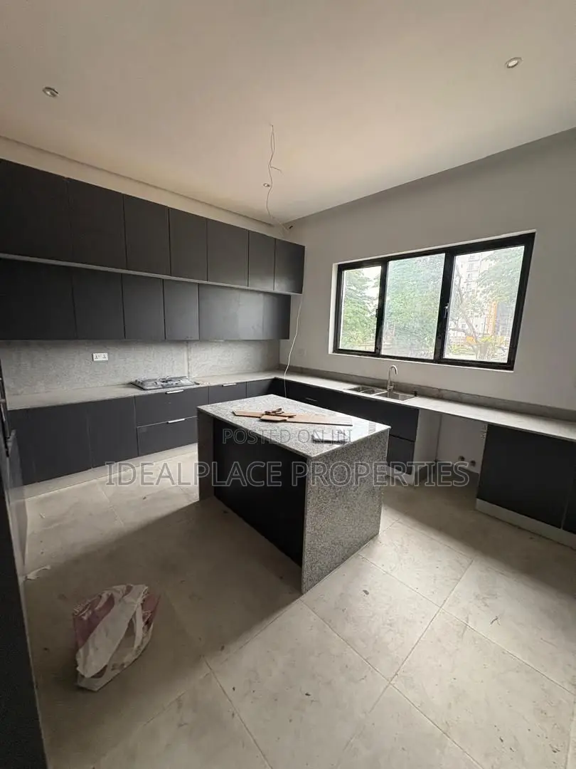 5bdrm Duplex in Old Ikoyi for rent in Old Ikoyi