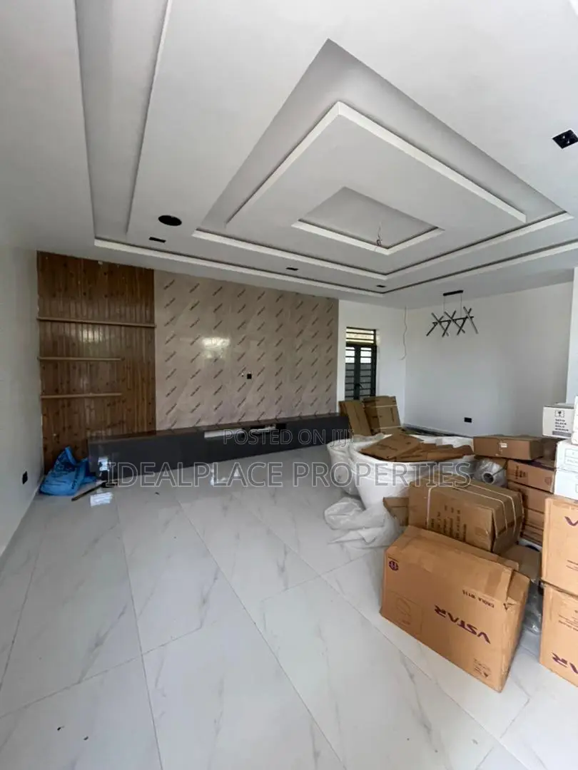 5bdrm Duplex in Ajah for sale in Ajah