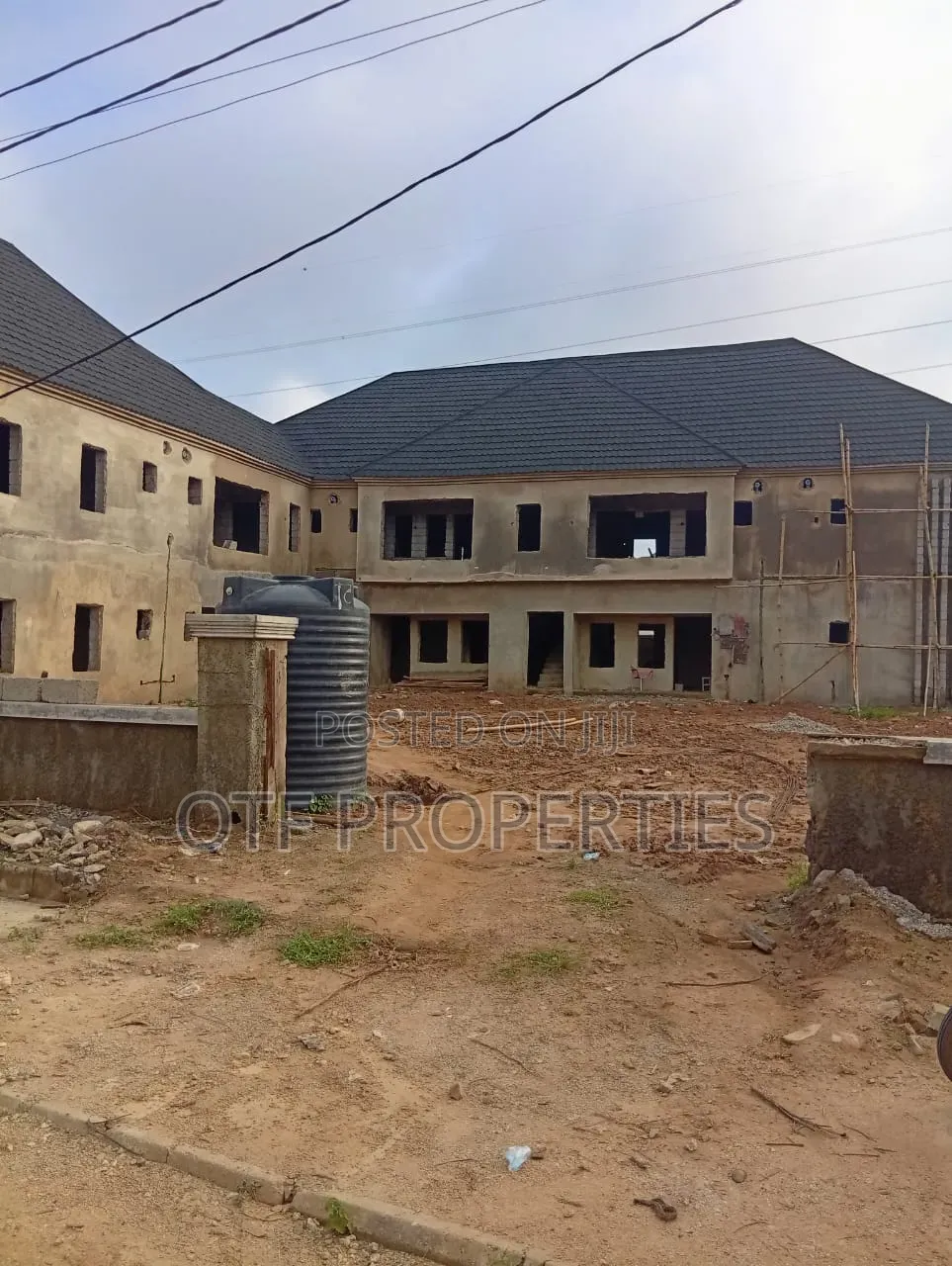 3bdrm Apartment in Fo1, Kubwa for sale in Kubwa