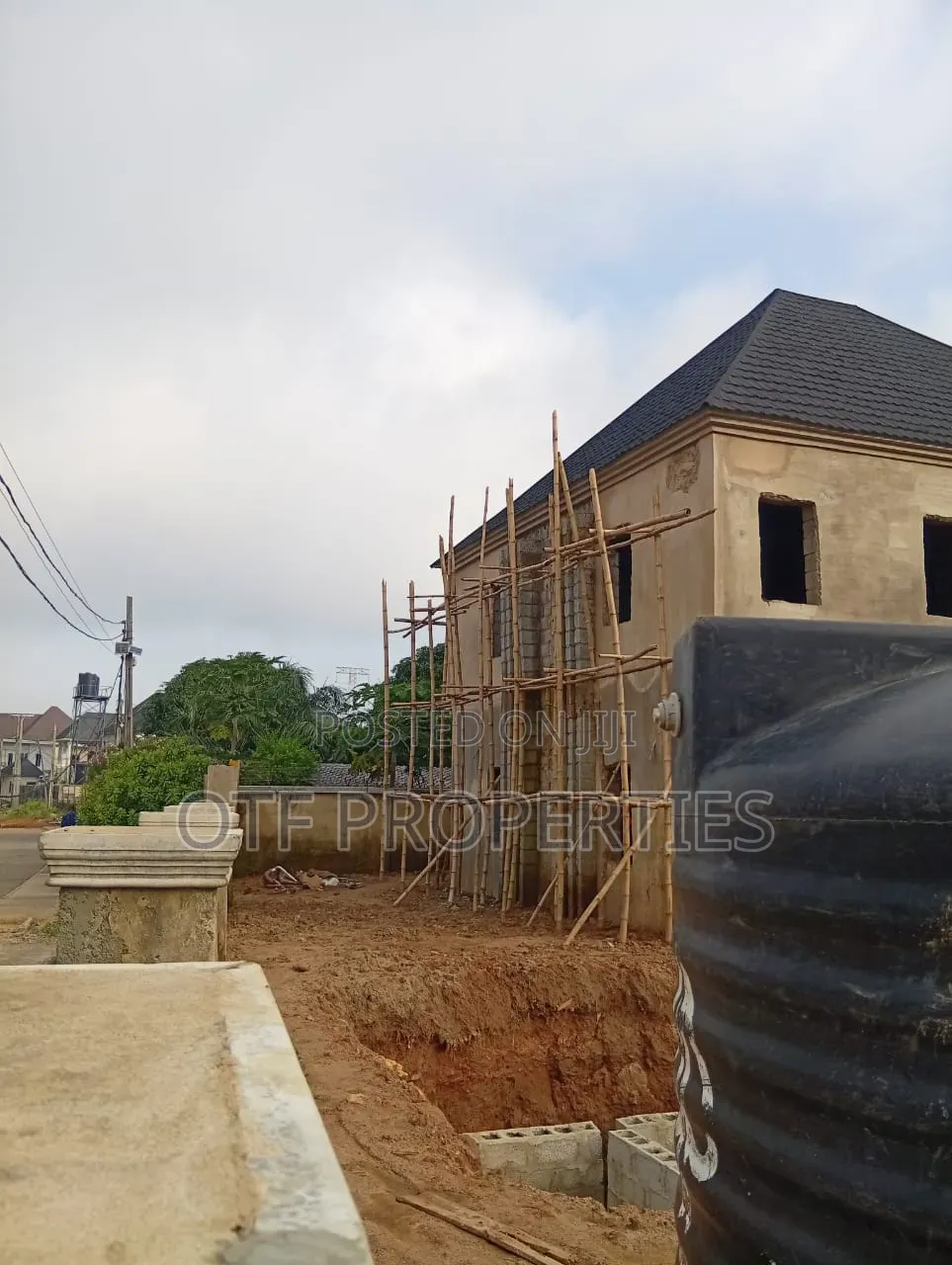 3bdrm Apartment in Fo1, Kubwa for sale in Kubwa