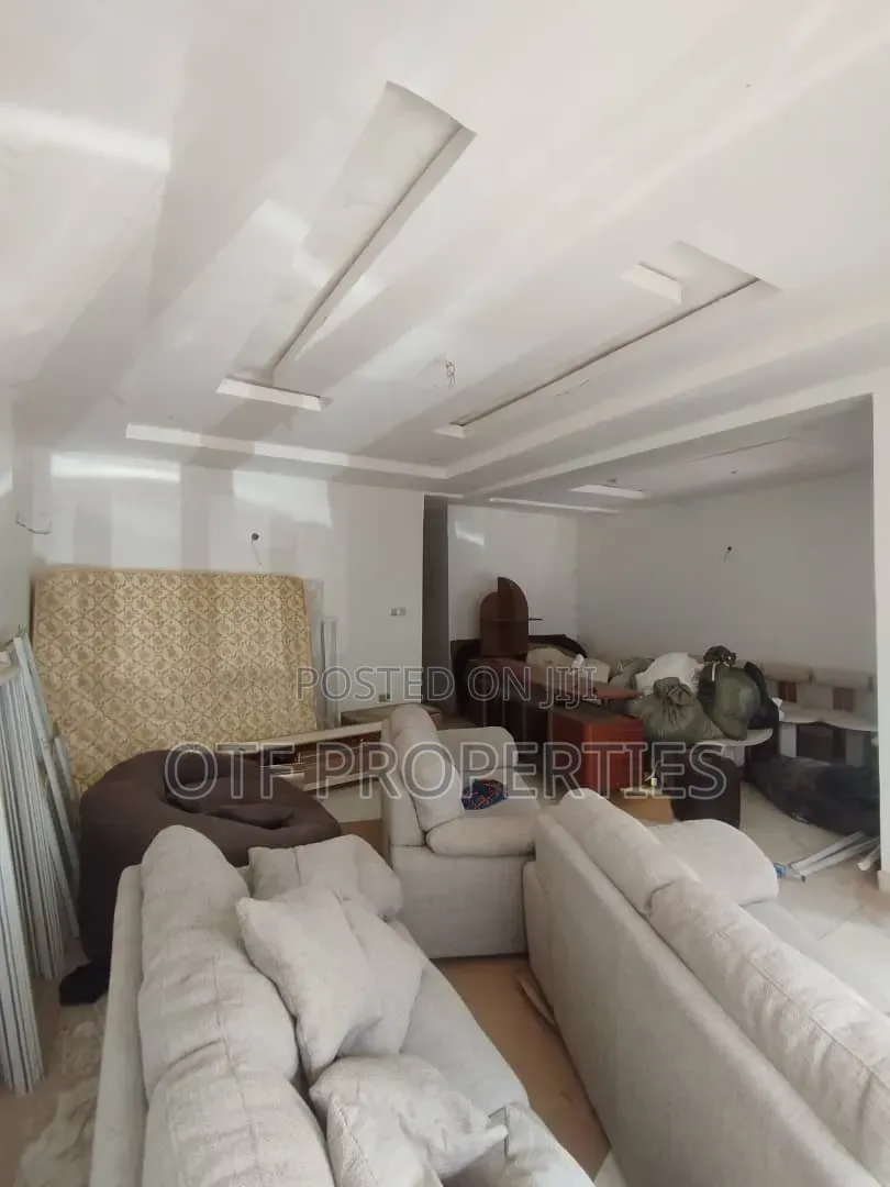 4bdrm Duplex in Mabushj, Mabushi for rent in Mabushi