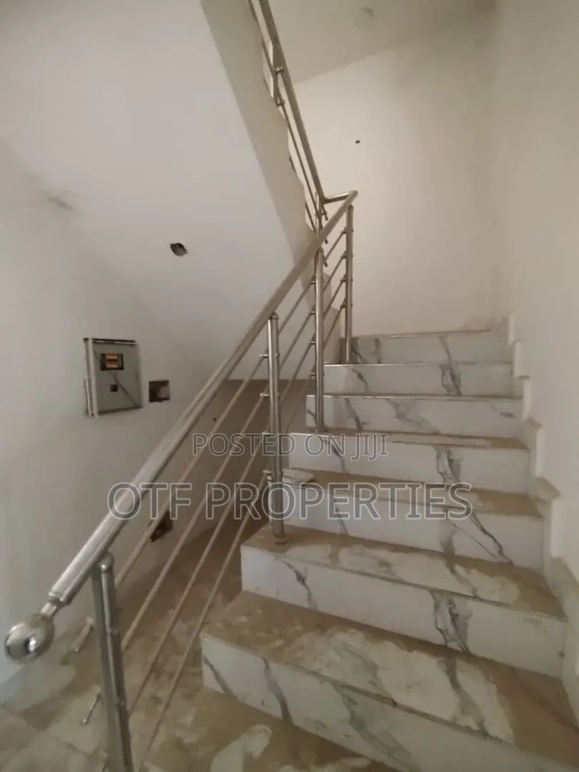 4bdrm Duplex in Mabushj, Mabushi for rent in Mabushi