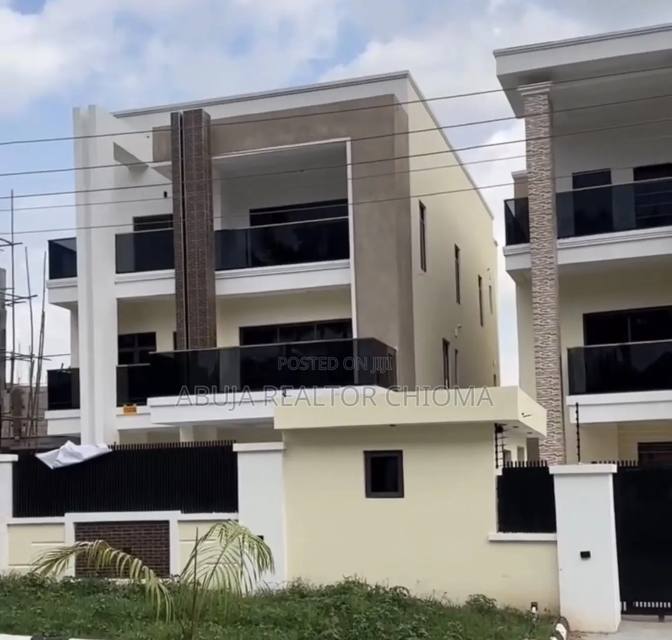 5bdrm Duplex in Gwarinpa Main, Abuja for sale in Gwarinpa