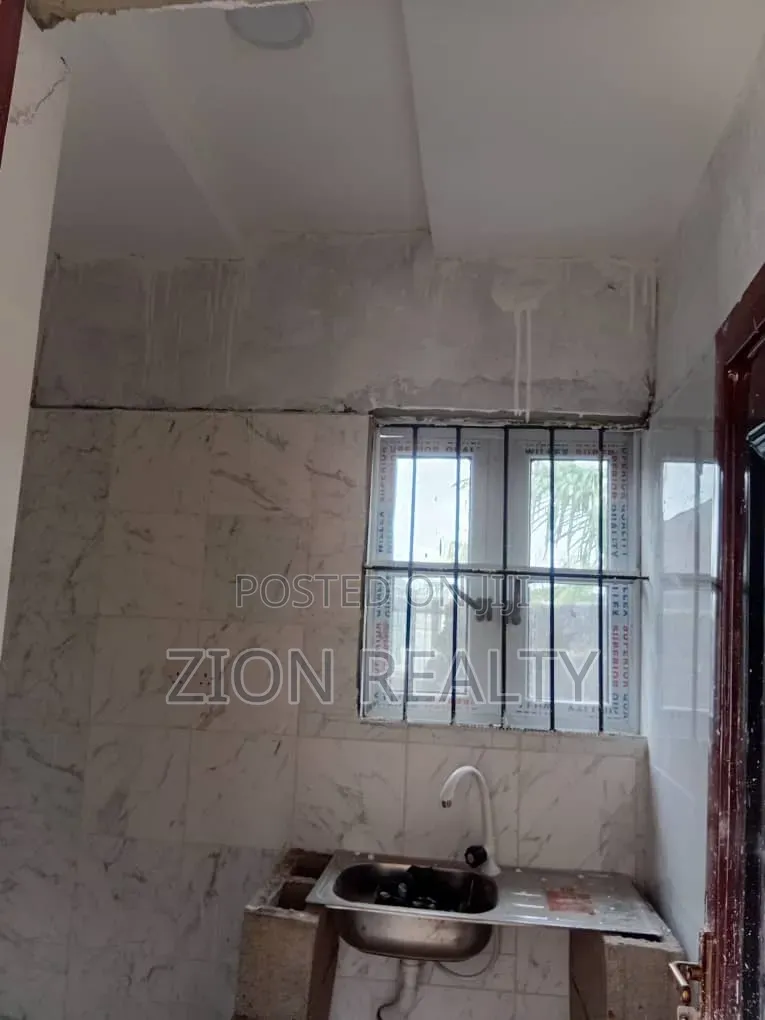1bdrm Bedsitter in Alatunshe, Bogije for rent in Bogije