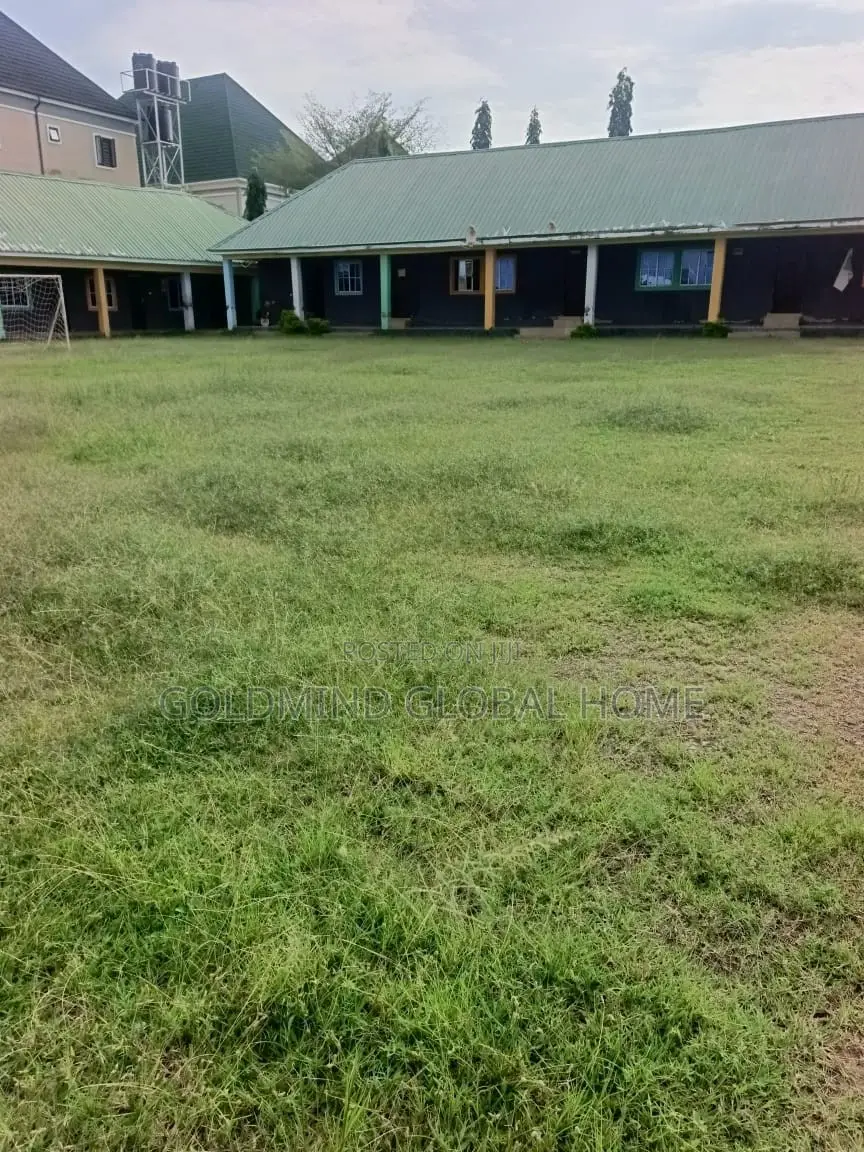 2000sqm. Residential Land for Sale in Lugbe District. Abuja - Nigeria in FHA