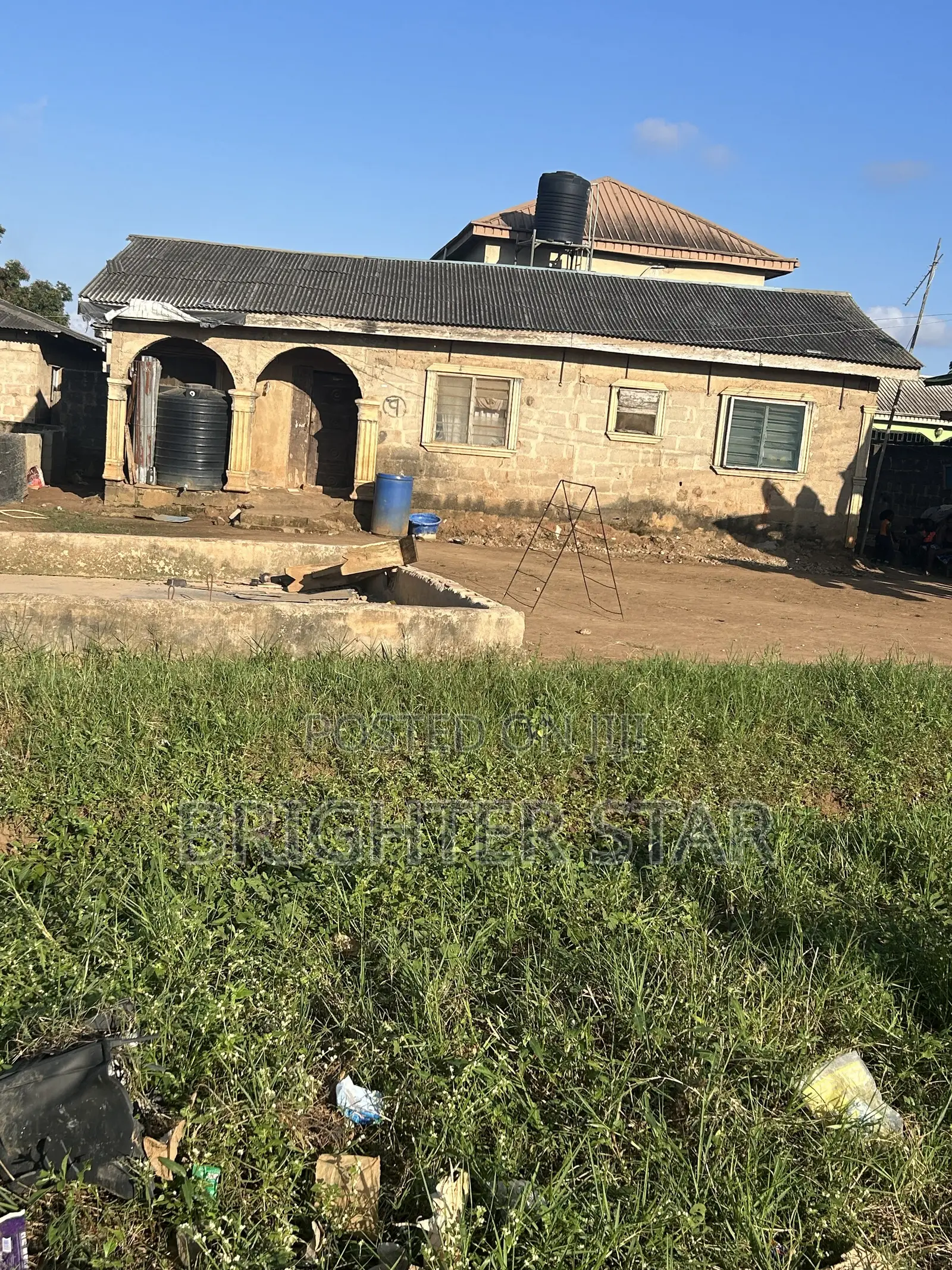 3bdrm Bungalow in Ayobo for sale in Ayobo