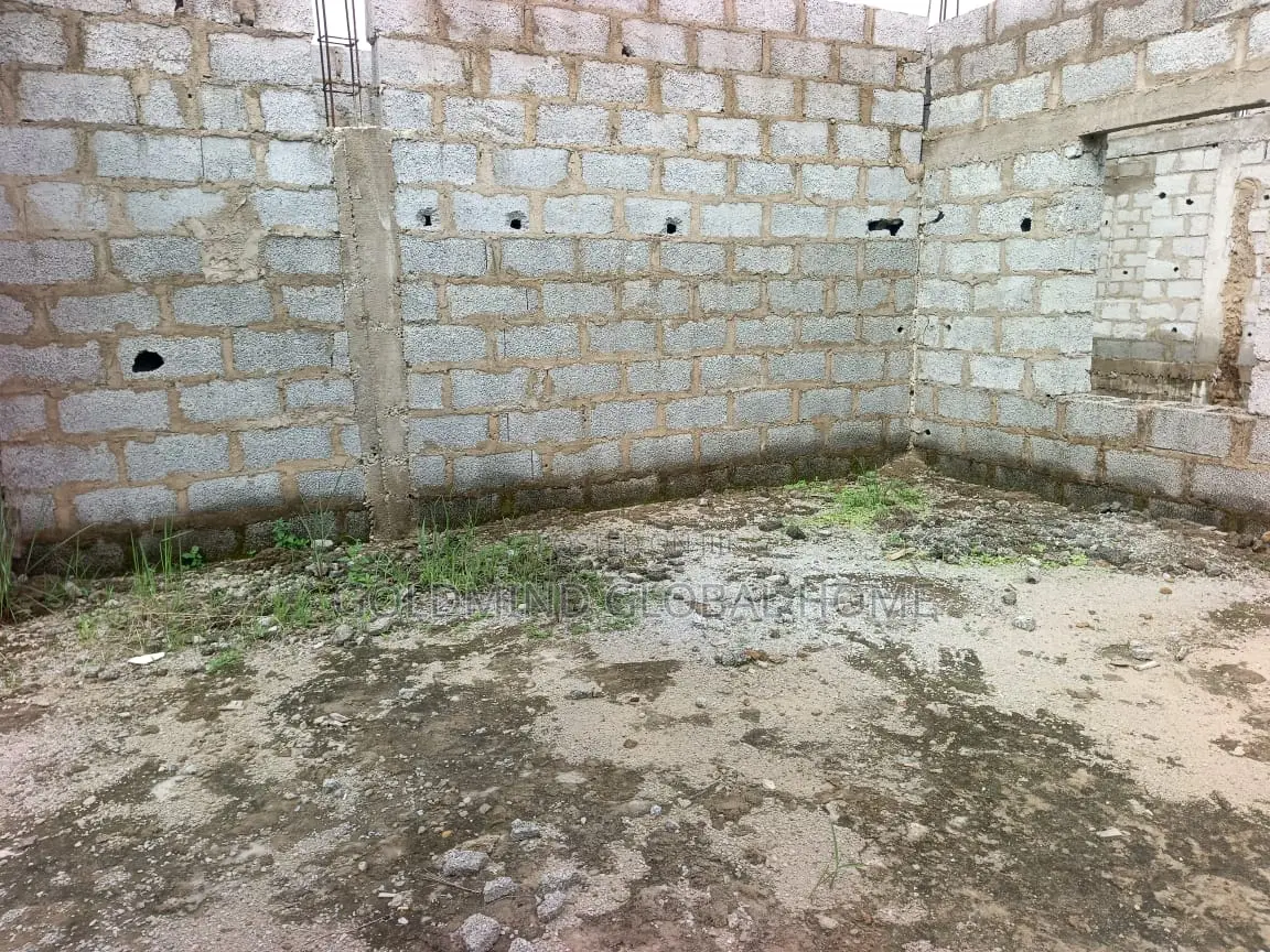 5bdrm Duplex in Dorita Estate, FHA for sale in FHA